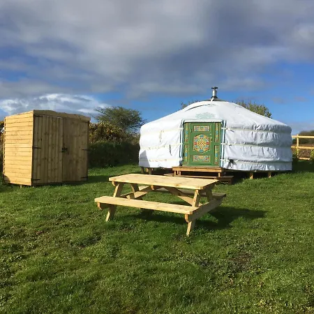 Lyxtält Higher Trenear Farm Yurts Helston